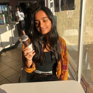 Meet your Posher, Tasnia